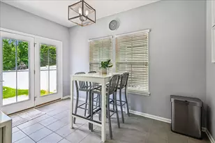 8124 Meadowgate Cir, Glen Burnie, MD 21060 - Photo 15