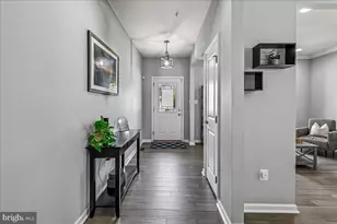 8124 Meadowgate Cir, Glen Burnie, MD 21060 - Photo 3