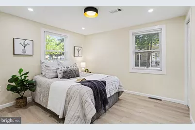 910 Pierpoint Drive, Pasadena, MD 21122 - Photo 17