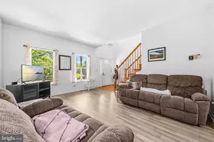 907 Golden Eye Ct, Arnold, MD 21012 - Photo 7