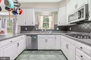 907 Golden Eye Ct, Arnold, MD 21012 - Photo 15