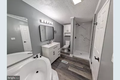 4745 Flanders Lane #H, Harwood, MD 20776 - Photo 7