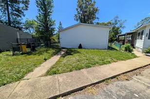 4745 Flanders Ln, Harwood, MD 20776 - Photo 15