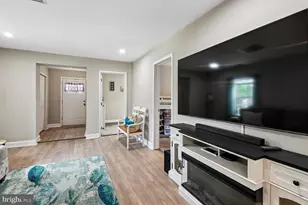 1129 Wharf Dr, Pasadena, MD 21122 - Photo 25