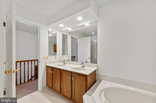 700 Lions Gate Ln, Odenton, MD 21113 - Photo 21