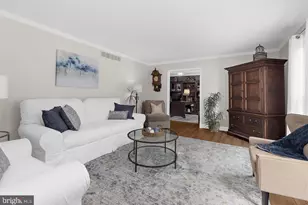 1379 Old Water Oak Point Rd, Pasadena, MD 21122 - Photo 9