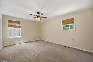 674 207 Th St, Pasadena, MD 21122 - Photo 15