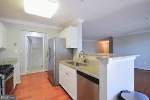 705 Harvest Run Dr, Odenton, MD 21113 - Photo 7
