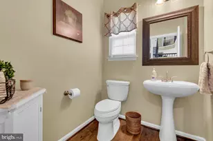 8213 Whitebark Ln, Severn, MD 21144 - Photo 17