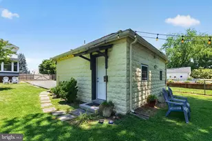 311 Townsend Ave, Baltimore, MD 21225 - Photo 29