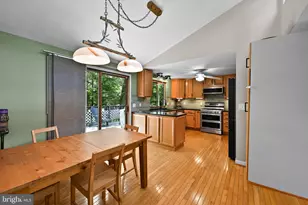 1133 Delaware Ave, Churchton, MD 20733 - Photo 3