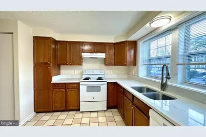 1727 Jacobs Meadow Drive, Severn, MD 21144 - Photo 7