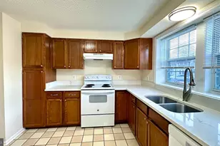 1727 Jacobs Meadow Dr, Severn, MD 21144 - Photo 7
