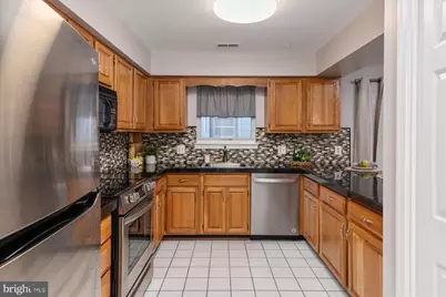 936 Bay Ridge Avenue #106, Annapolis, MD 21403 - Photo 9