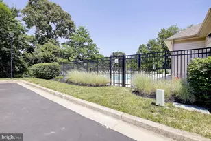 7906 Blue Phlox, Pasadena, MD 21122 - Photo 33