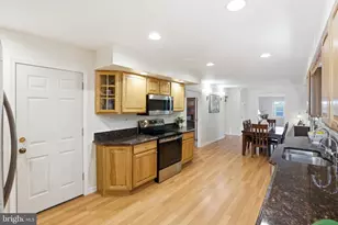 1703 Crofton Pkwy, Crofton, MD 21114 - Photo 19