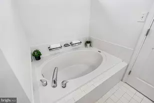 2426 Knapps Way, Odenton, MD 21113 - Photo 37
