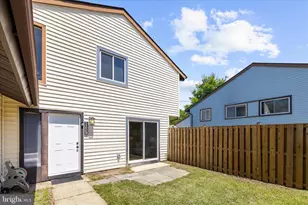 1729 Aberdeen Ct, Crofton, MD 21114 - Photo 5