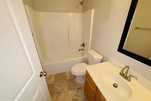 650 210th St, Pasadena, MD 21122 - Photo 33