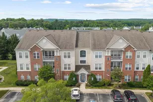 2507 Amber Orchard Ct W, Odenton, MD 21113 - Photo 3