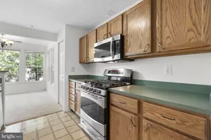 2444 Blue Spring Ct, Odenton, MD 21113 - Photo 15