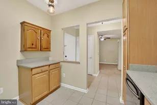 8615 Wandering Fox Trail, Odenton, MD 21113 - Photo 3