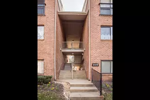 304 Hilltop Ln, Annapolis, MD 21403 - Photo 9