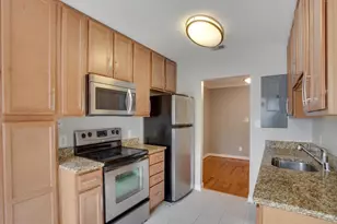 304 Hilltop Ln, Annapolis, MD 21403 - Photo 15