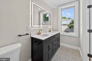 11 1/2 College Ave, Annapolis, MD 21401 - Photo 27