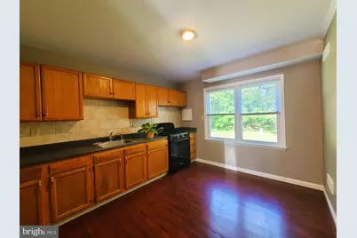 8401 Pioneer Drive, Severn, MD 21144 - Photo 5