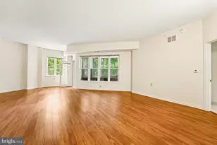 7101 Bay Front Dr, Annapolis, MD 21403 - Photo 3