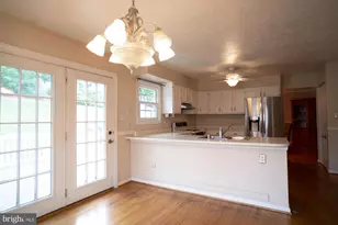 5914 Manor House Ln, Brooklyn Park, MD 21225 - Photo 23