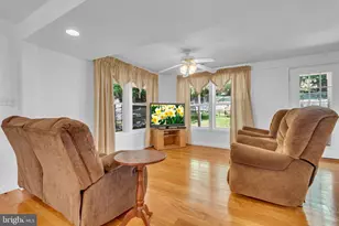 934 Shore Acres Rd, Arnold, MD 21012 - Photo 13
