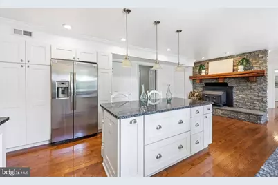 1528 Palm Court, Pasadena, MD 21122 - Photo 13