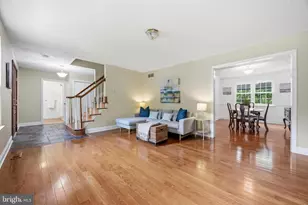 1528 Palm Ct, Pasadena, MD 21122 - Photo 5