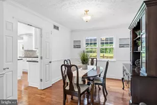 1528 Palm Ct, Pasadena, MD 21122 - Photo 7