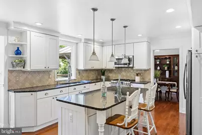 1528 Palm Court, Pasadena, MD 21122 - Photo 9
