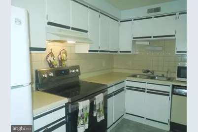 8030 Abbey Court #B, Pasadena, MD 21122 - Photo 7