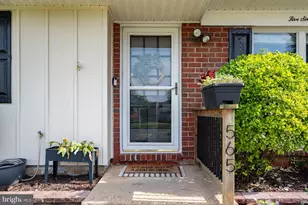 565 Lanny Ct, Millersville, MD 21108 - Photo 3