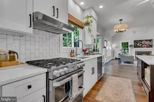 2816 Bargate Ct, Crofton, MD 21114 - Photo 15