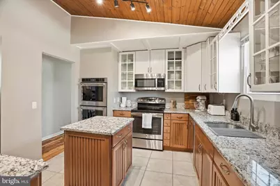 807 Oakwood Road, Glen Burnie, MD 21061 - Photo 9