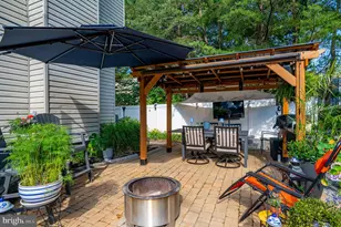 305 Arlington Ct, Severn, MD 21144 - Photo 33