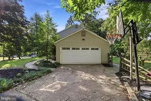 636 Bay Green Dr, Arnold, MD 21012 - Photo 5