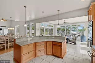 3733 Thomas Point Rd, Annapolis, MD 21403 - Photo 17