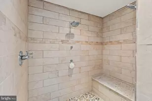 3733 Thomas Point Rd, Annapolis, MD 21403 - Photo 35