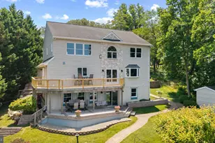 8044 Forest Glen Dr, Pasadena, MD 21122 - Photo 3