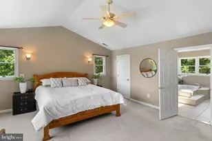 8044 Forest Glen Dr, Pasadena, MD 21122 - Photo 17