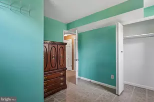 105 S Carolina Ave, Pasadena, MD 21122 - Photo 19