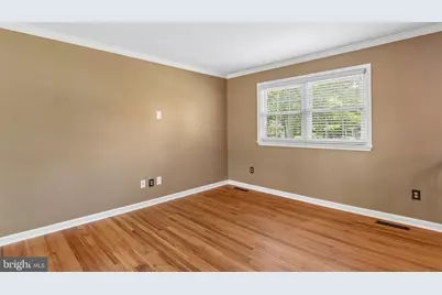 105 S Carolina Avenue, Pasadena, MD 21122 - Photo 11