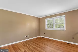 105 S Carolina Ave, Pasadena, MD 21122 - Photo 11